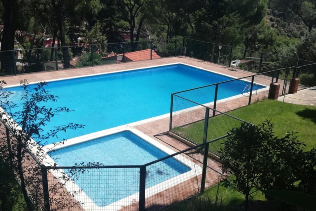 Вілла La Casita De Noe Con Vista Al Pantano De San Juan Сан-Мартін-де-Вальдейґлесьяс Екстер'єр фото